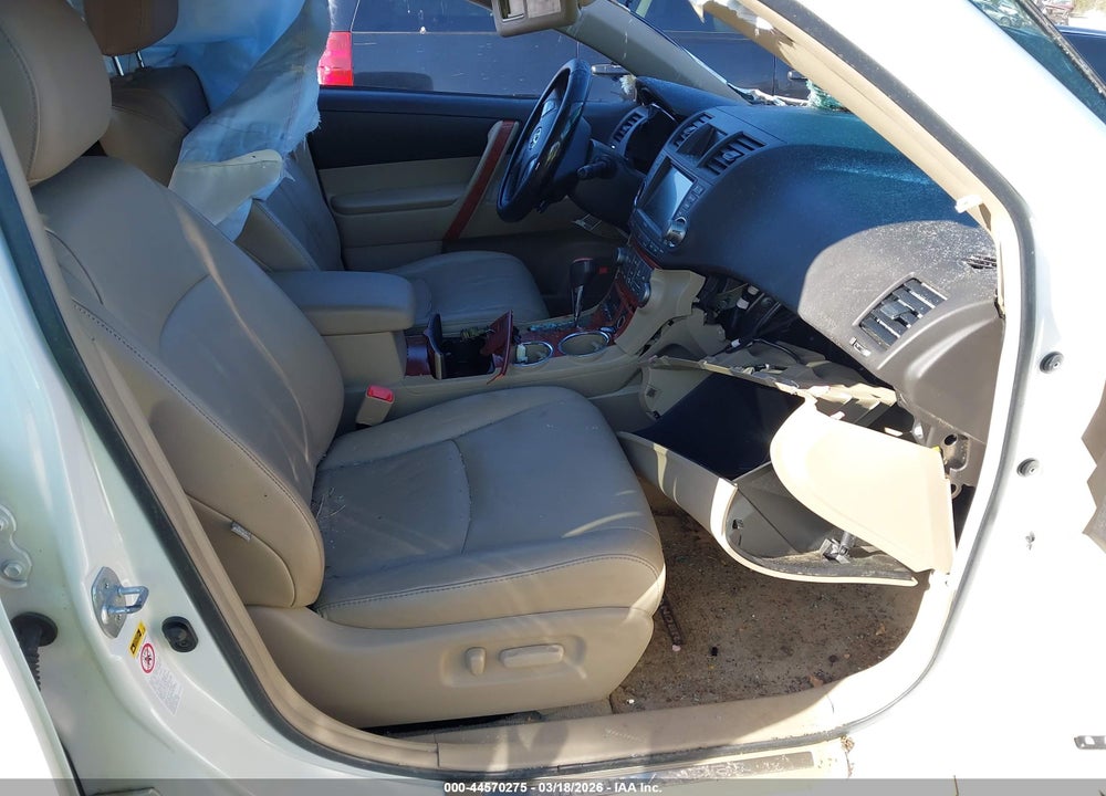 2010 TOYOTA HIGHLANDER LIMITED V6 VIN: 5TDYK3EH0AS012211