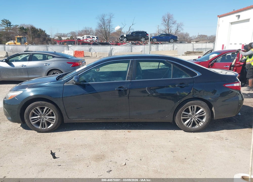 2016 TOYOTA CAMRY SE VIN: 4T1BF1FK1GU525718
