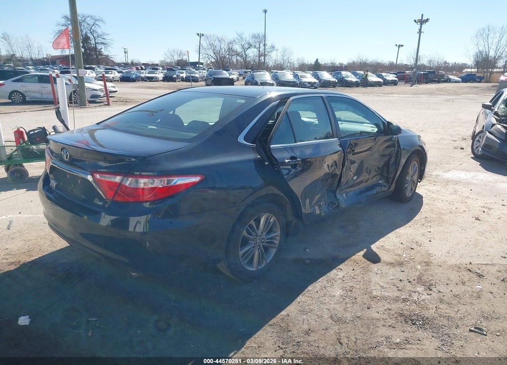 2016 TOYOTA CAMRY SE VIN: 4T1BF1FK1GU525718