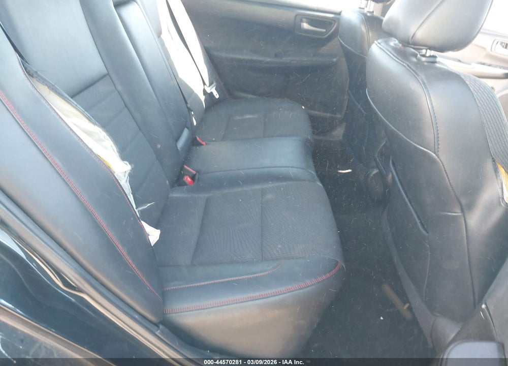 2016 TOYOTA CAMRY SE VIN: 4T1BF1FK1GU525718