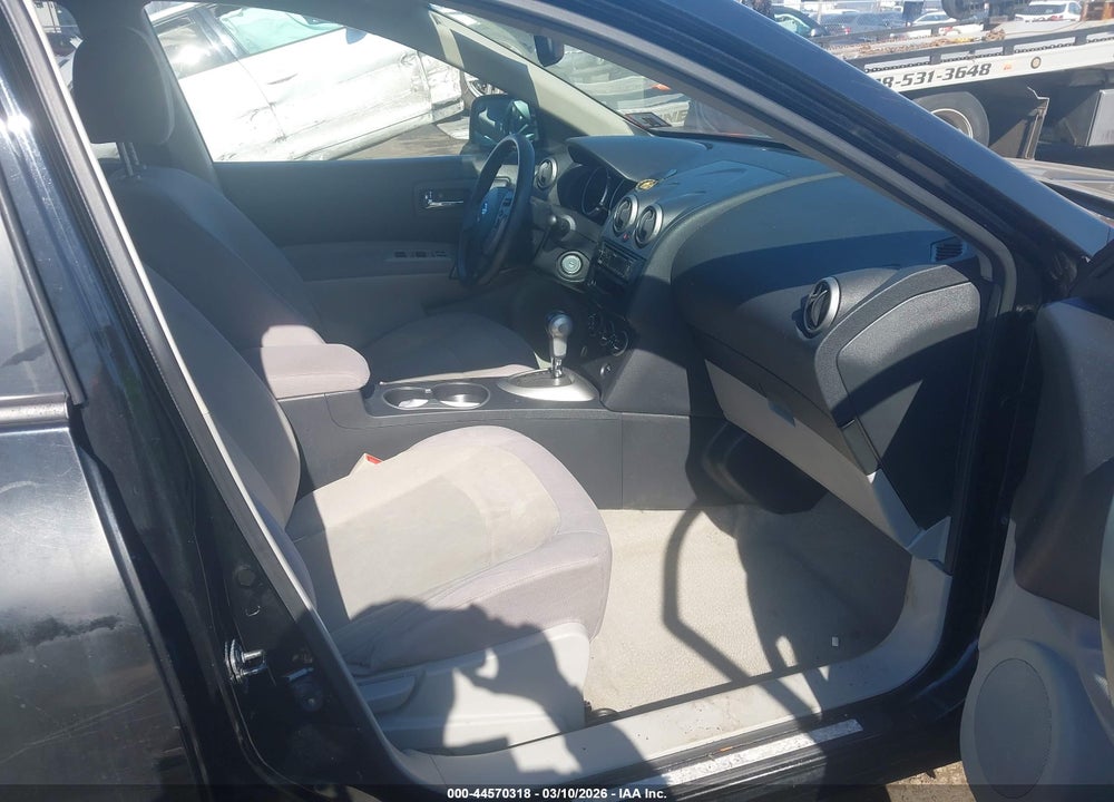 2010 NISSAN ROGUE S VIN: JN8AS5MV0AW610937