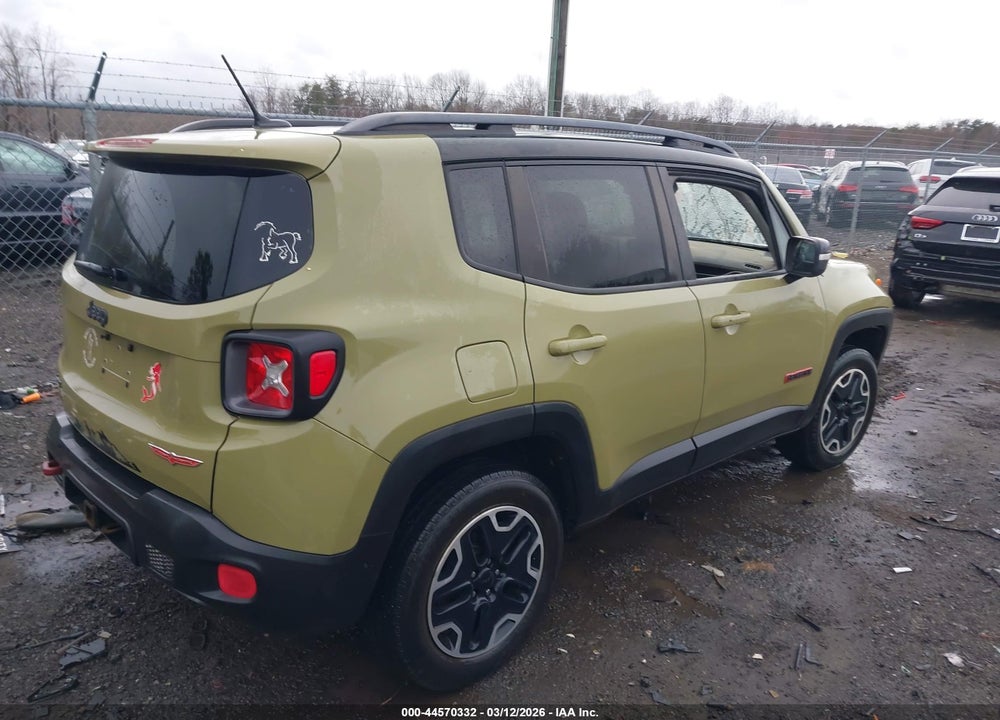 2015 JEEP RENEGADE TRAILHAWK VIN: ZACCJBCT0FPB75645