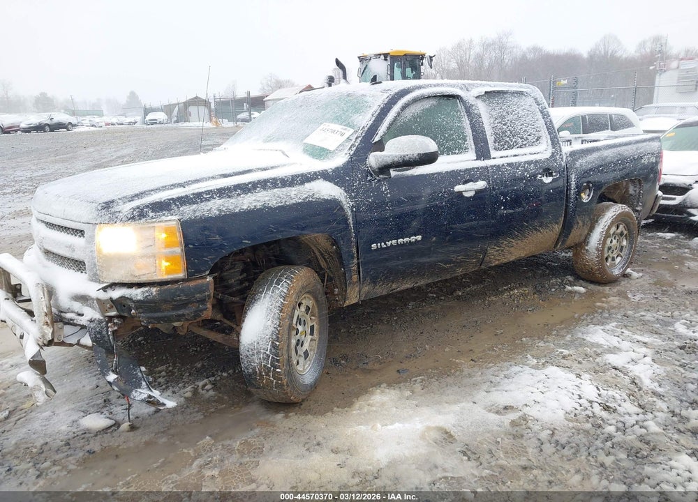 2011 CHEVROLET SILVERADO 1500 LT VIN: 3GCPKSE32BG341549