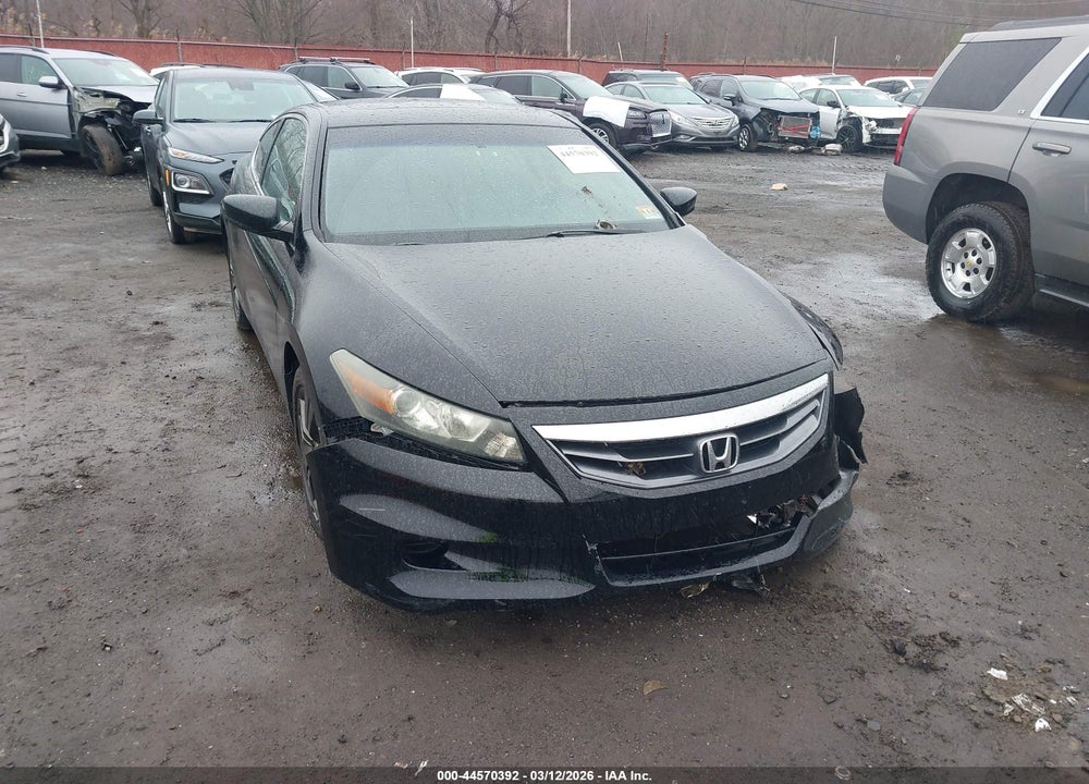 2011 HONDA ACCORD 2.4 EX-L VIN: 1HGCS1B81BA000197