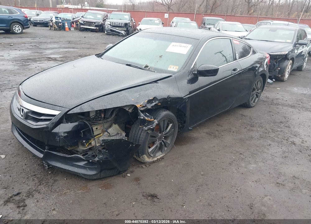 2011 HONDA ACCORD 2.4 EX-L VIN: 1HGCS1B81BA000197