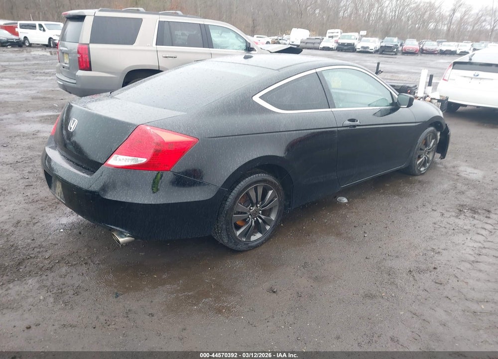 2011 HONDA ACCORD 2.4 EX-L VIN: 1HGCS1B81BA000197