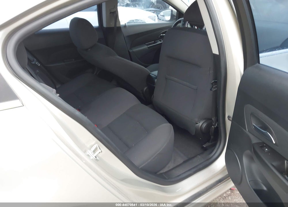 2014 CHEVROLET CRUZE 1LT AUTO VIN: 1G1PC5SB4E7281051