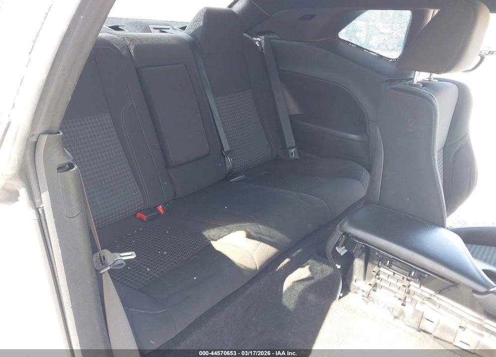 2015 DODGE CHALLENGER SXT VIN: 2C3CDZAG8FH821065