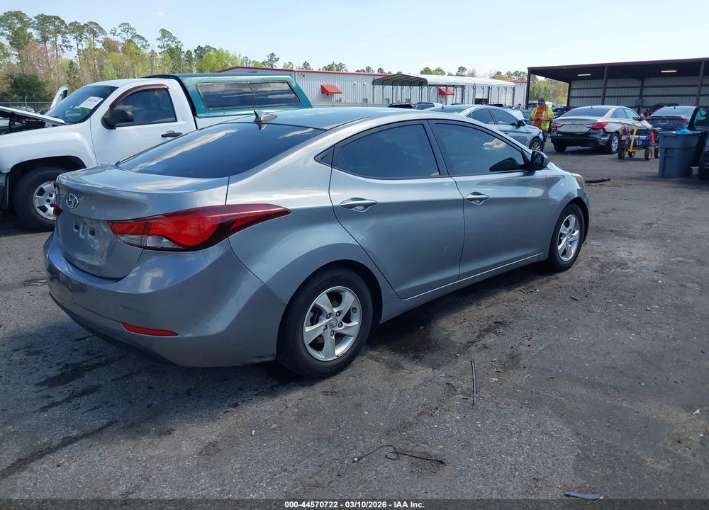 2014 HYUNDAI ELANTRA SE VIN: KMHDH4AEXEU137938
