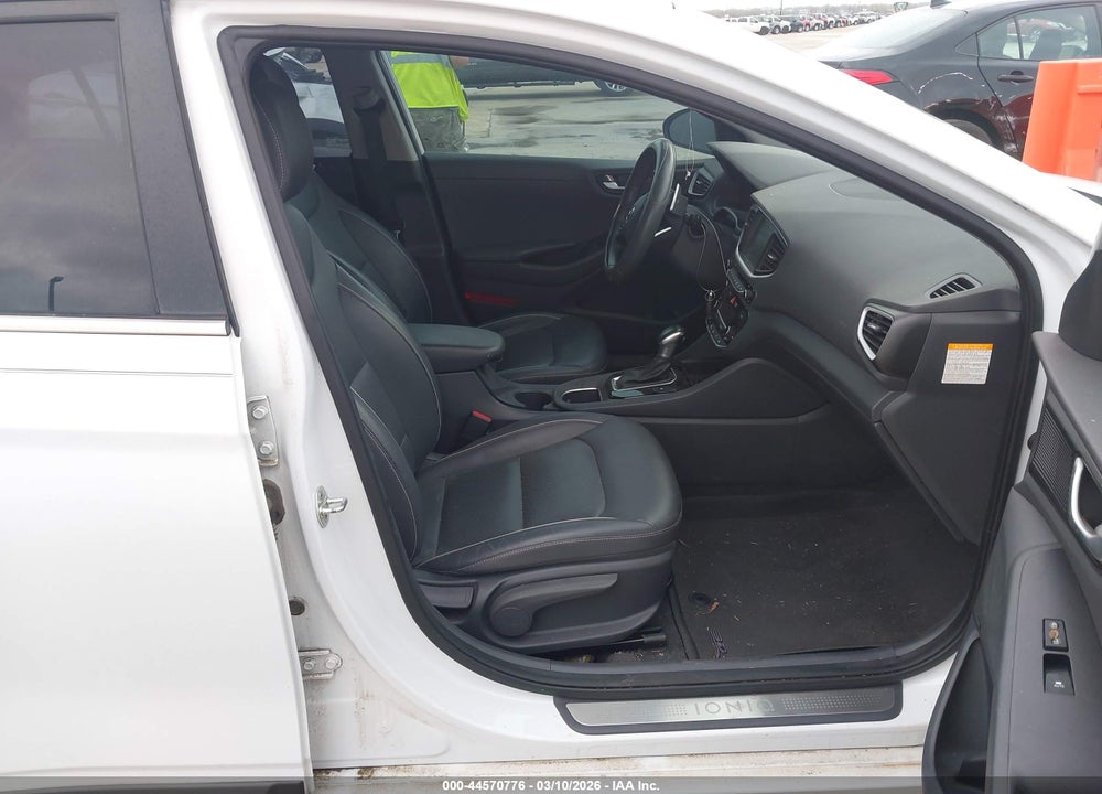 2018 HYUNDAI IONIQ HYBRID LIMITED VIN: KMHC05LC3JU065639
