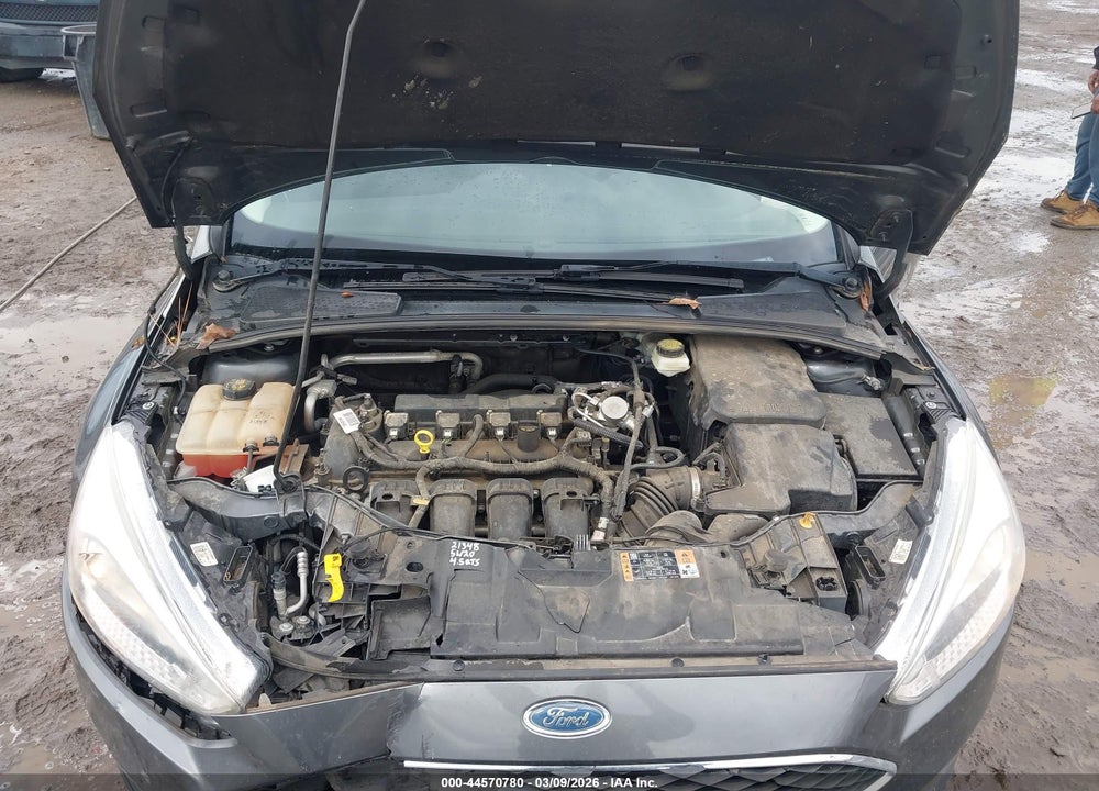 2017 FORD FOCUS SE VIN: 1FADP3F29HL235469