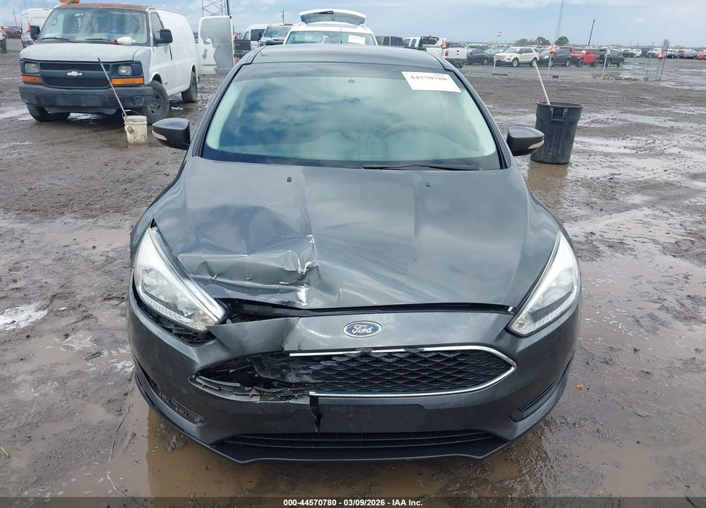 2017 FORD FOCUS SE VIN: 1FADP3F29HL235469