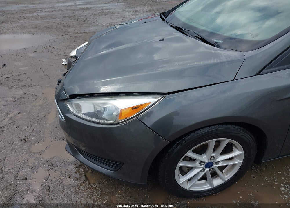 2017 FORD FOCUS SE VIN: 1FADP3F29HL235469