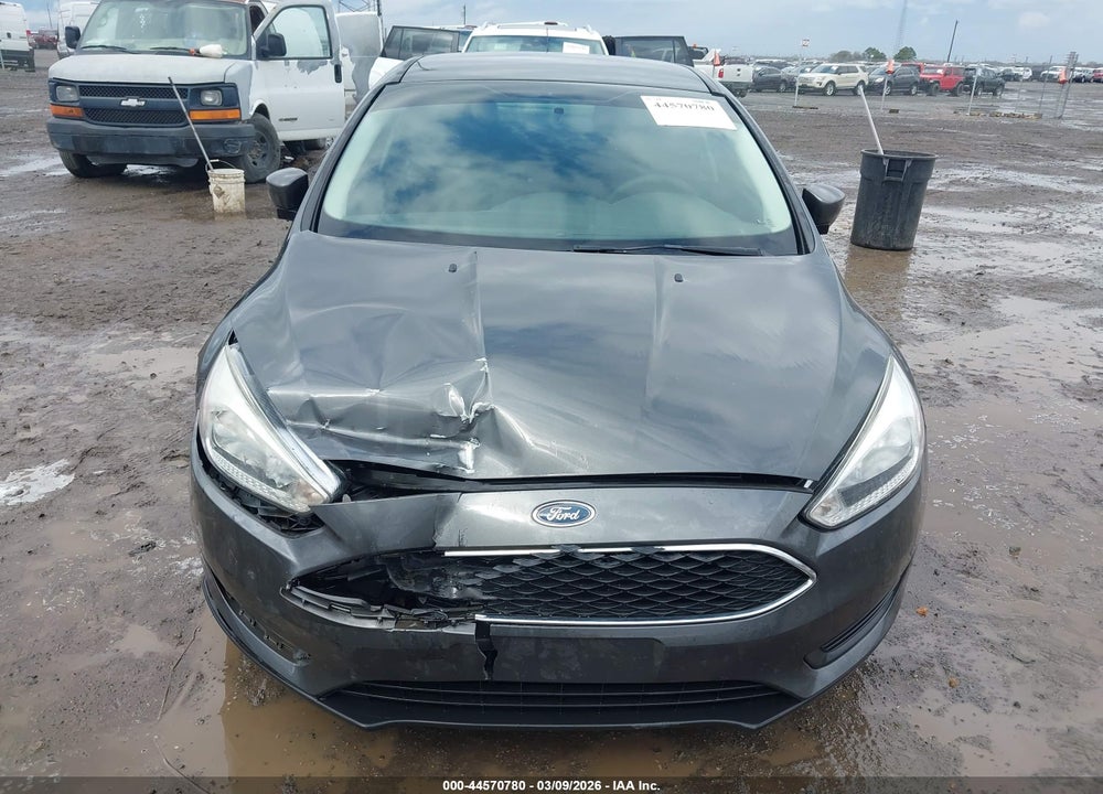 2017 FORD FOCUS SE VIN: 1FADP3F29HL235469