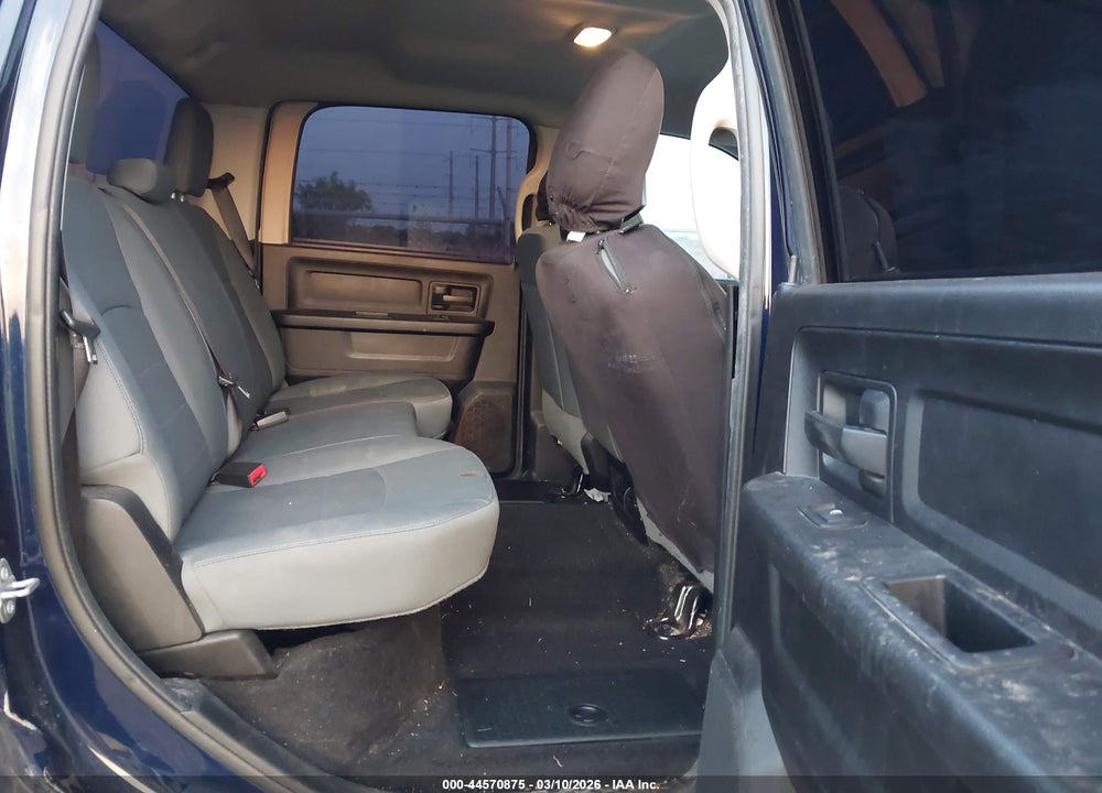 2017 RAM 2500 TRADESMAN  4X4 6'4 BOX VIN: 3C6UR5CL4HG553968
