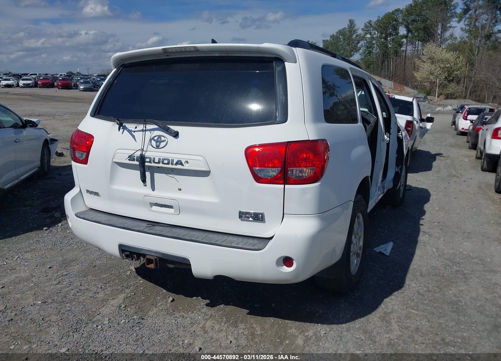 2010 TOYOTA SEQUOIA SR5 5.7L V8 VIN: 5TDZY5G14AS029270