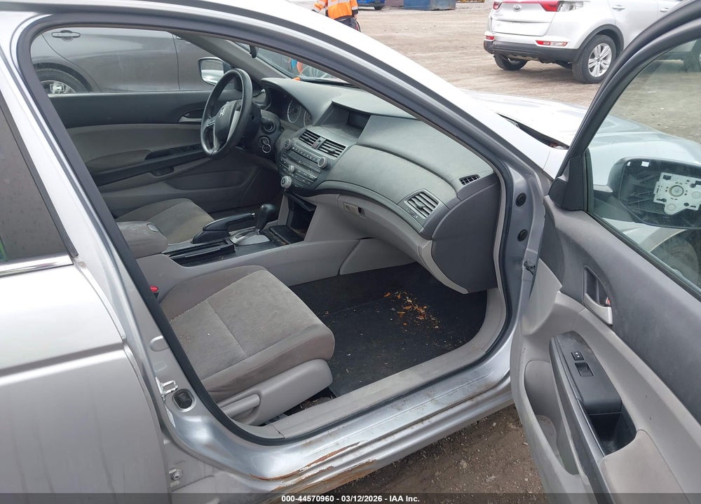 2009 HONDA ACCORD 2.4 LX VIN: 1HGCP26319A189742