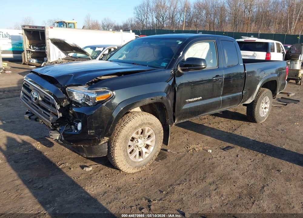 2016 TOYOTA TACOMA SR5 V6 VIN: 5TFSZ5AN4GX011820