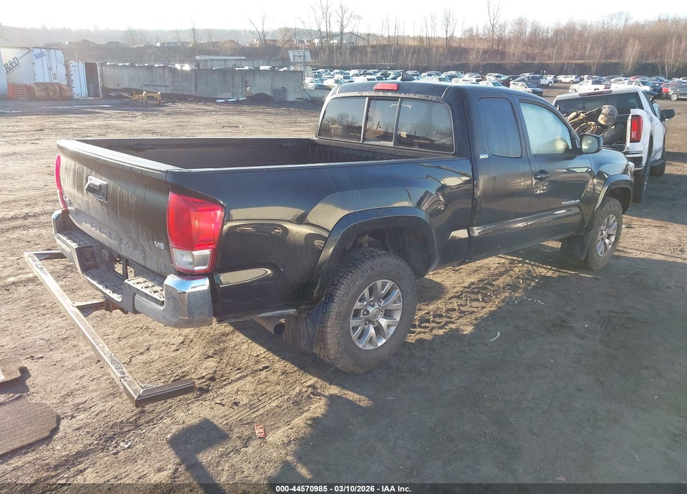2016 TOYOTA TACOMA SR5 V6 VIN: 5TFSZ5AN4GX011820