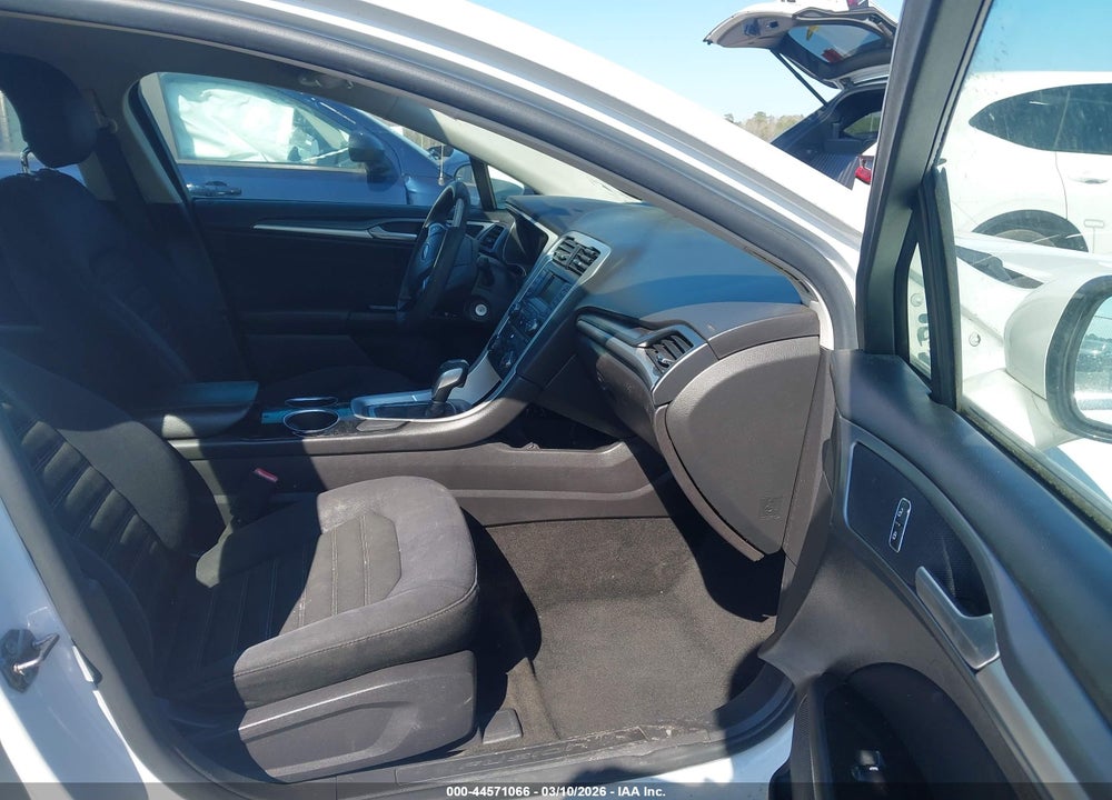 2013 FORD FUSION SE VIN: 3FA6P0HR9DR236599