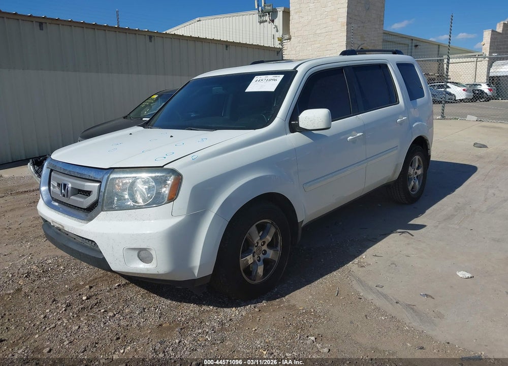 2011 HONDA PILOT EX-L VIN: 5FNYF3H57BB036291