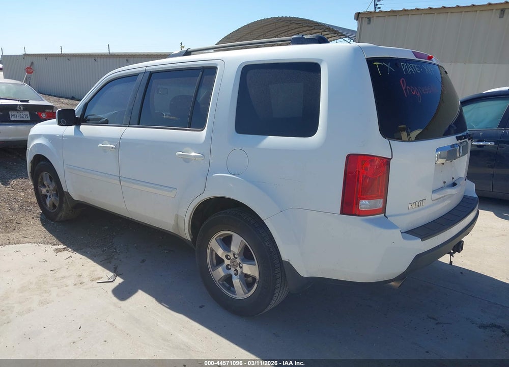 2011 HONDA PILOT EX-L VIN: 5FNYF3H57BB036291