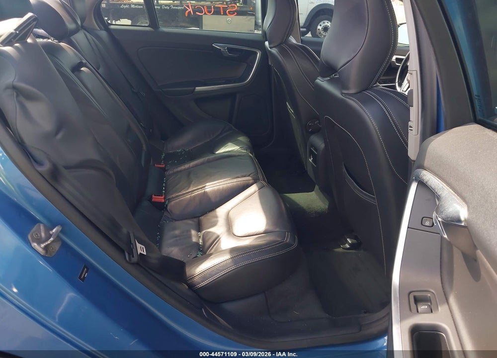 2014 VOLVO S60 T5 VIN: YV1612FH5E2272887