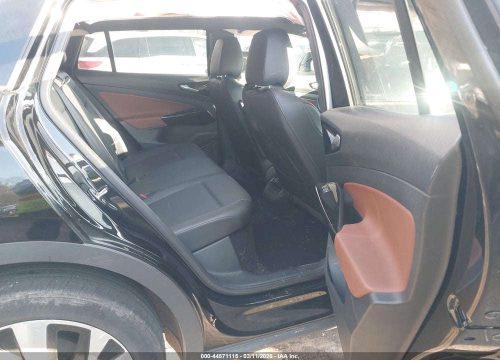 2022 VOLKSWAGEN ID.4 AWD PRO S VIN: WVGUNPE25NP057214