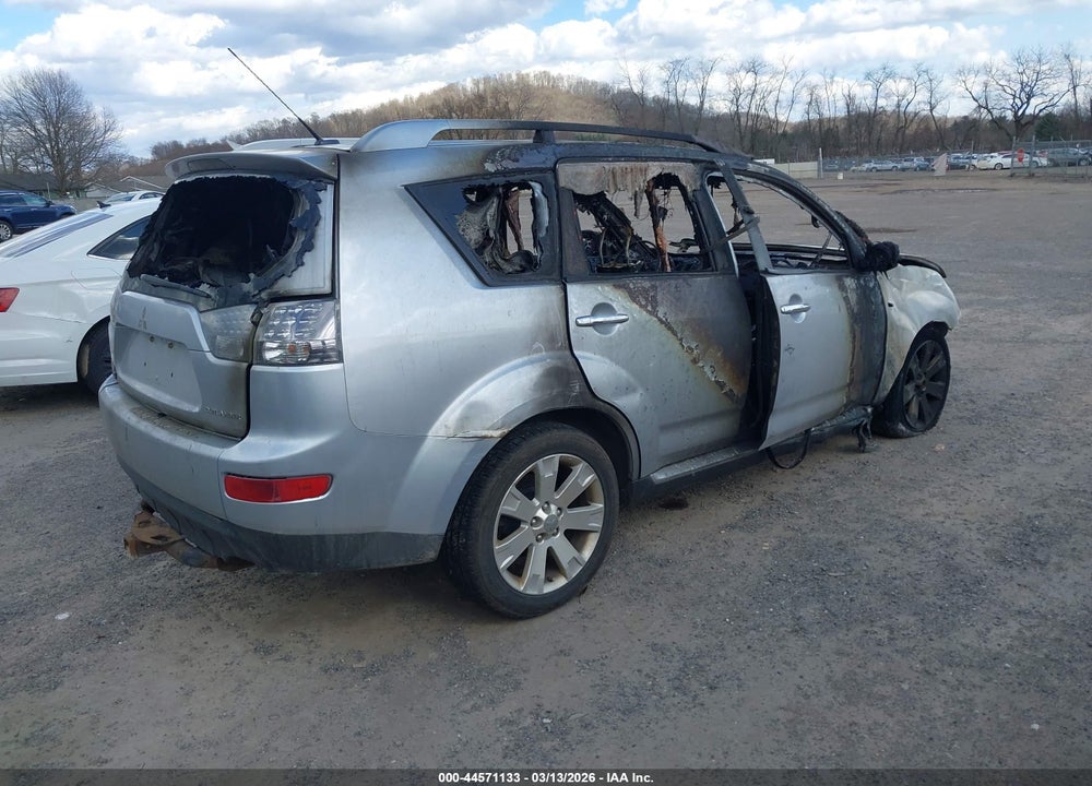 2008 MITSUBISHI OUTLANDER SE VIN: JA4LT31W68Z015421