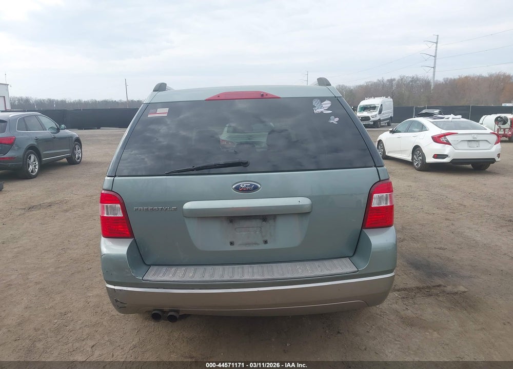 2006 FORD FREESTYLE SE VIN: 1FMDK01126GA24928