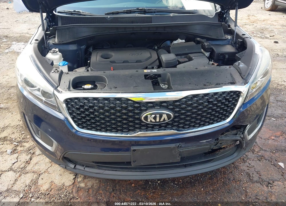 2016 KIA SORENTO 2.4L LX VIN: 5XYPG4A31GG059671