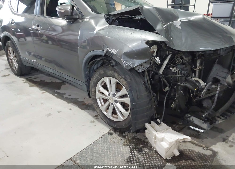 2014 NISSAN ROGUE SV VIN: 5N1AT2MT9EC838900