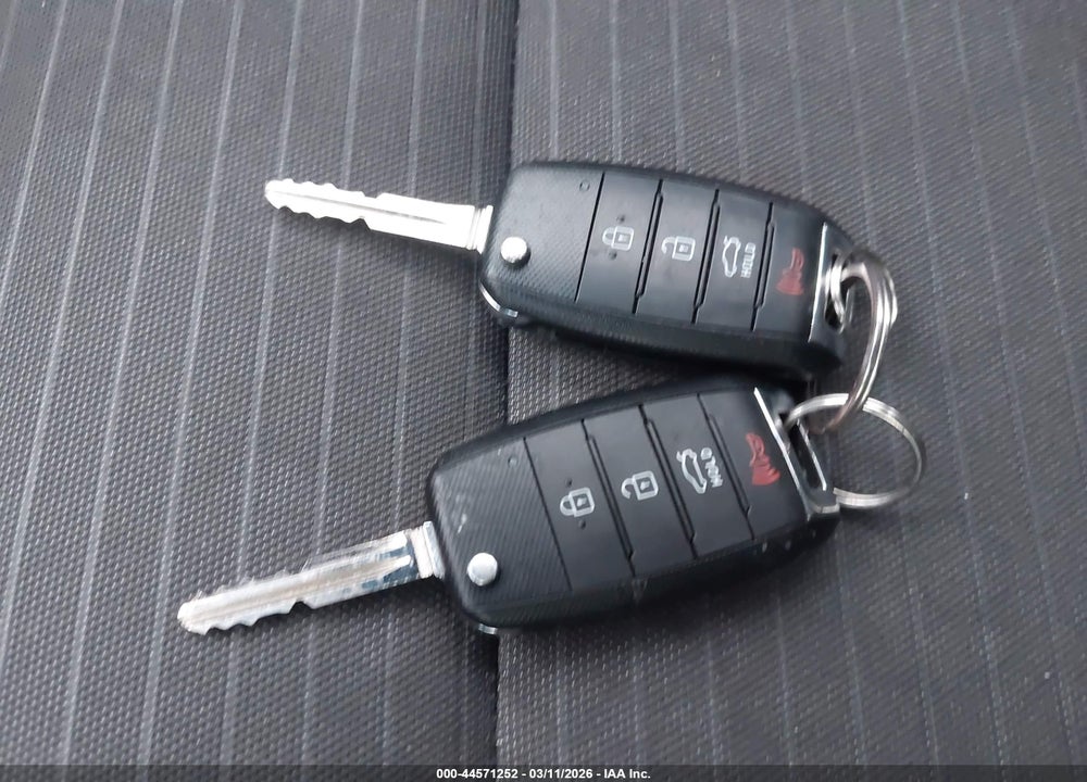 2018 KIA FORTE LX VIN: 3KPFL4A7XJE191195