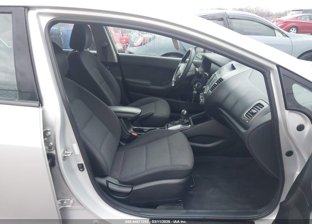 2018 KIA FORTE LX VIN: 3KPFL4A7XJE191195