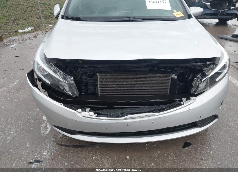 2018 KIA FORTE LX VIN: 3KPFL4A7XJE191195