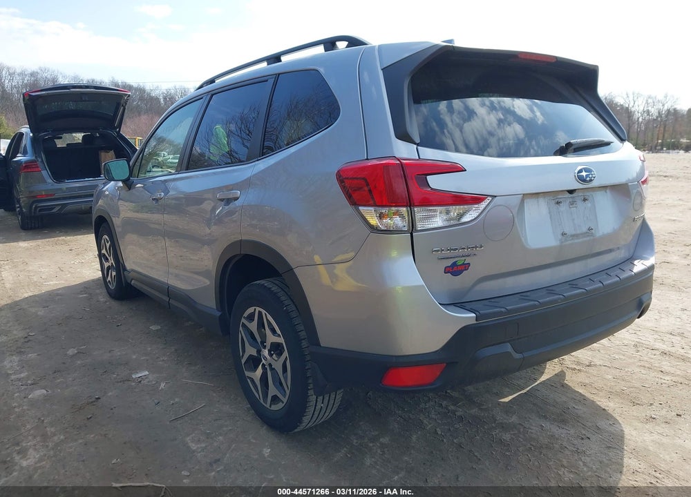 2022 SUBARU FORESTER PREMIUM VIN: JF2SKAEC9NH502088