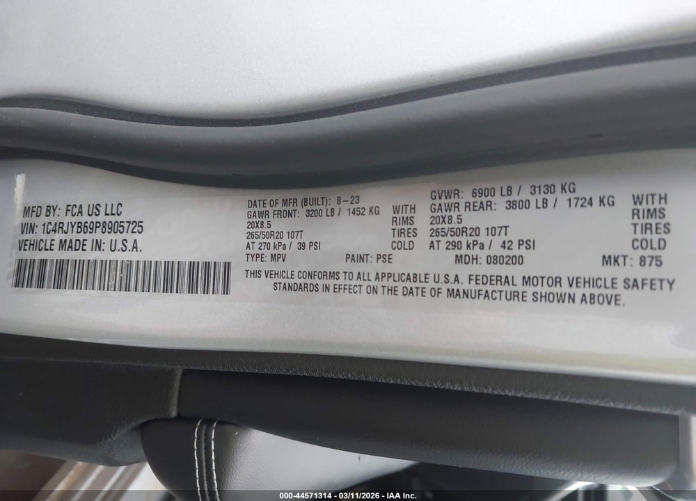 2023 JEEP GRAND CHEROKEE 4XE 30TH ANNIVERSARY VIN: 1C4RJYB69P8905725