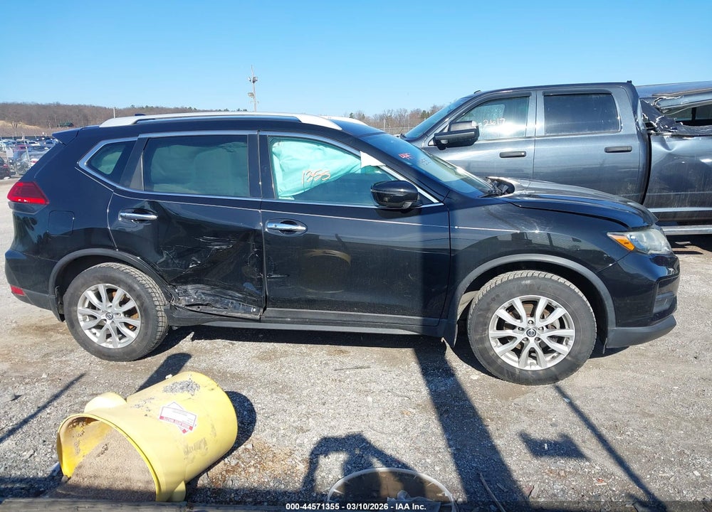 2017 NISSAN ROGUE SV VIN: 5N1AT2MV6HC893360
