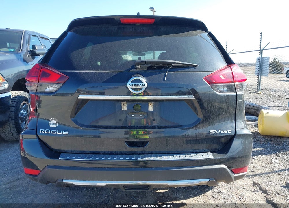 2017 NISSAN ROGUE SV VIN: 5N1AT2MV6HC893360