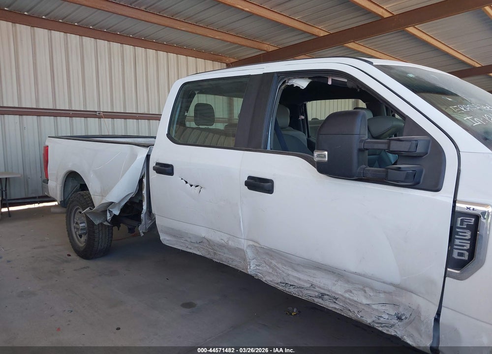 2022 FORD F-350 XL VIN: 1FT8W3A63NEG40008