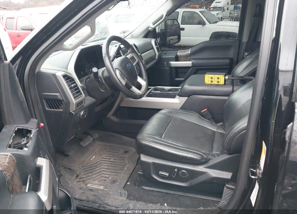 2019 FORD F-450 LARIAT VIN: 1FT8W4DT4KED27598