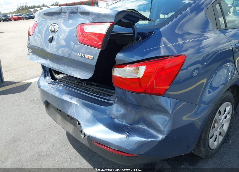 2017 KIA RIO EX VIN: KNADN4A38H6016679