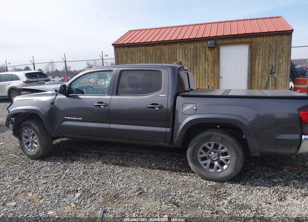2019 TOYOTA TACOMA SR5 V6 VIN: 3TMCZ5AN6KM243063