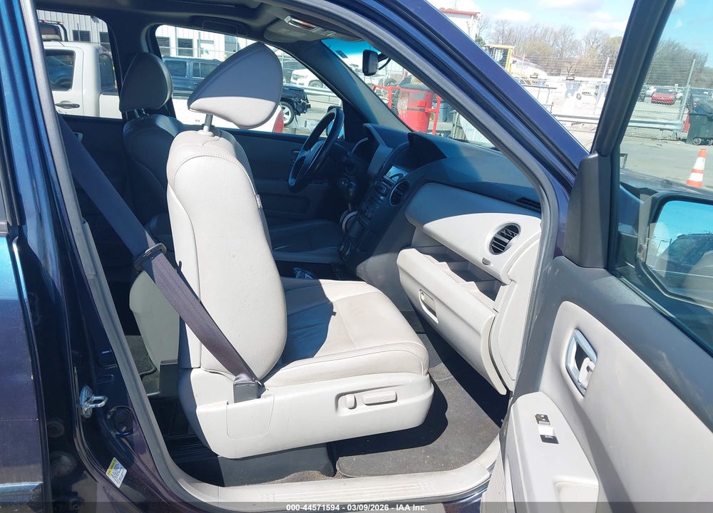 2012 HONDA PILOT EX-L VIN: 5FNYF4H73CB008125