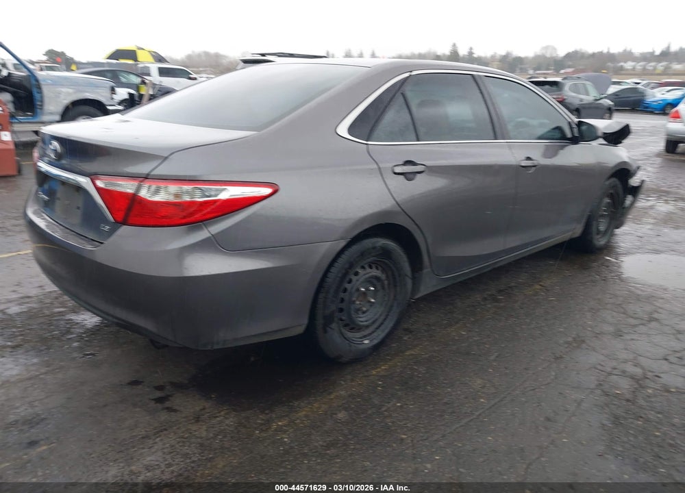 2015 TOYOTA CAMRY LE VIN: 4T1BF1FK3FU032282