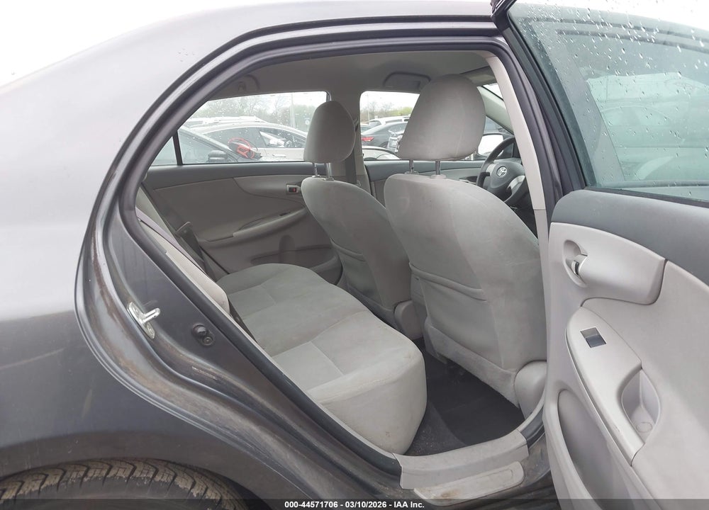 2010 TOYOTA COROLLA LE VIN: 2T1BU4EE6AC406140