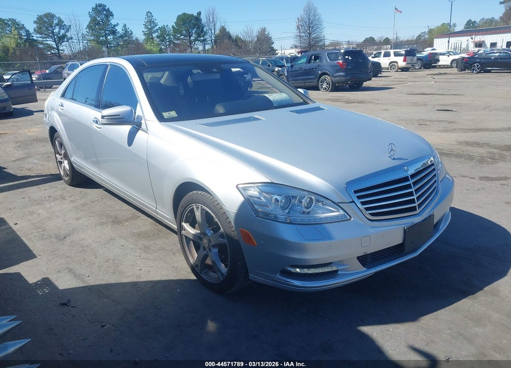 2013 MERCEDES-BENZ S 550 VIN: WDDNG9EB0DA528871