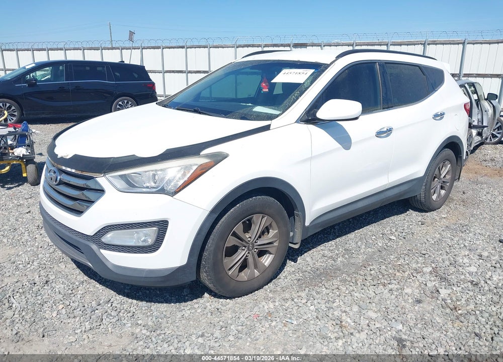 2016 HYUNDAI SANTA FE SPORT 2.4L VIN: 5XYZU3LB4GG336023