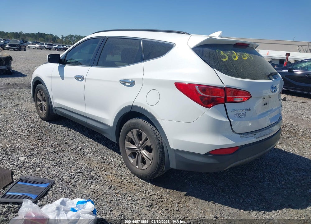 2016 HYUNDAI SANTA FE SPORT 2.4L VIN: 5XYZU3LB4GG336023