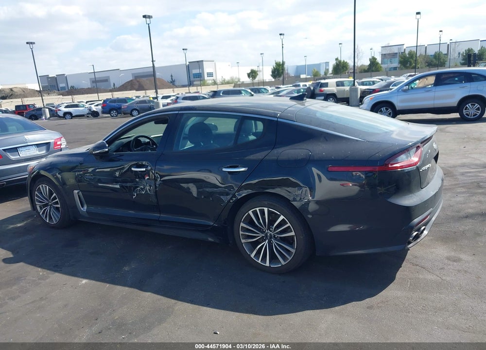 2019 KIA STINGER VIN: KNAE15LA2K6066132